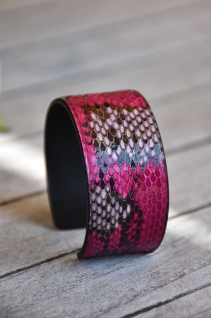 Manchette "Pénélope" - Edition Limitée Club Amilcar & Margot Leathercraft - Fushia - Made in France