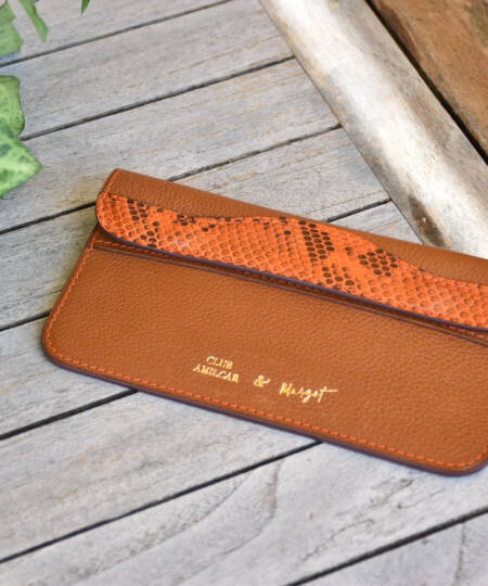 Pochette de téléphone Cavale - Edition Limitée Club Amilcar & Margot Leathercraft - Collection Orange & Gold - Made in France